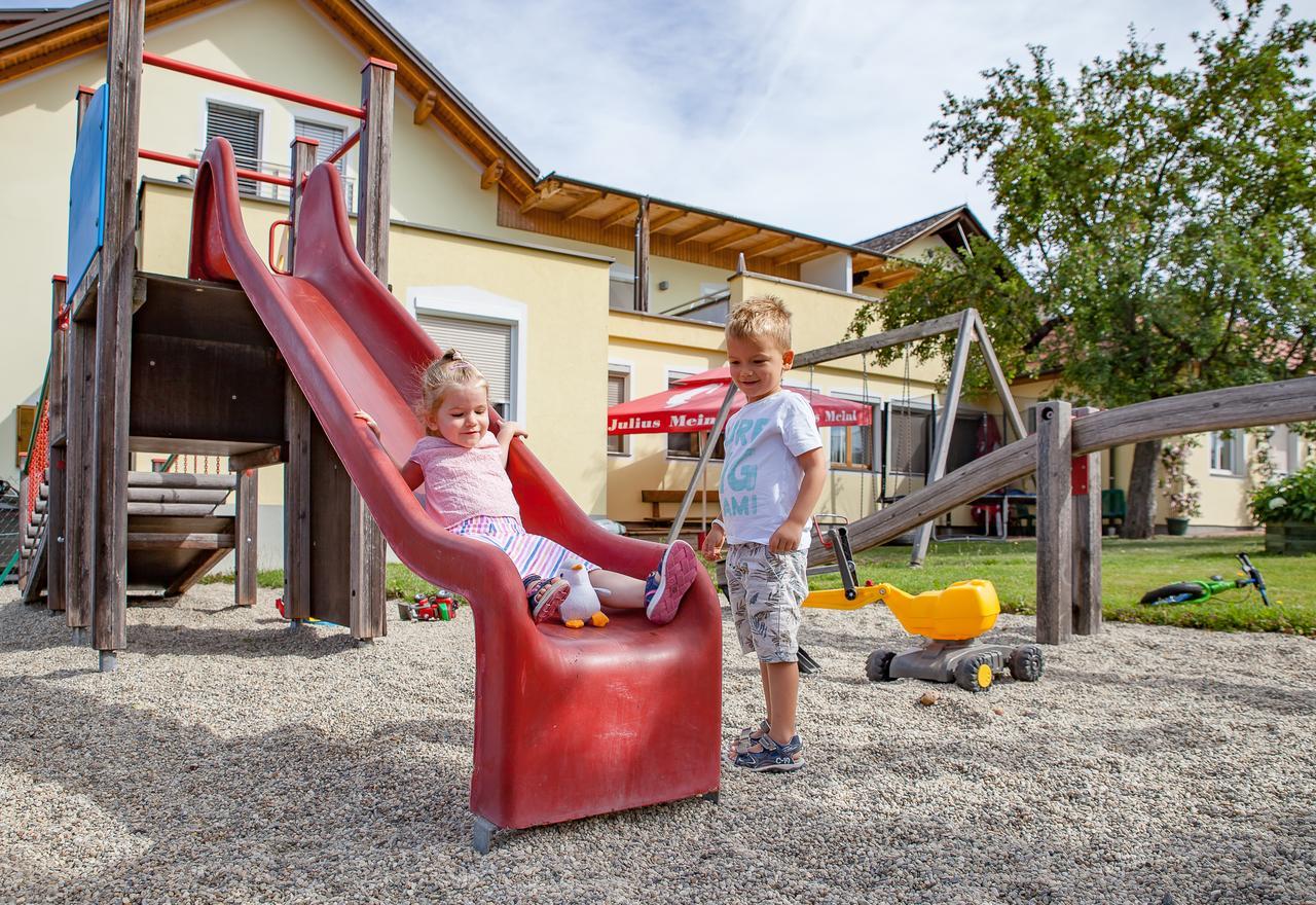 Hotel-Restaurant Teuschler-Mogg Bad Waltersdorf Inklusiv Genusscard Εξωτερικό φωτογραφία